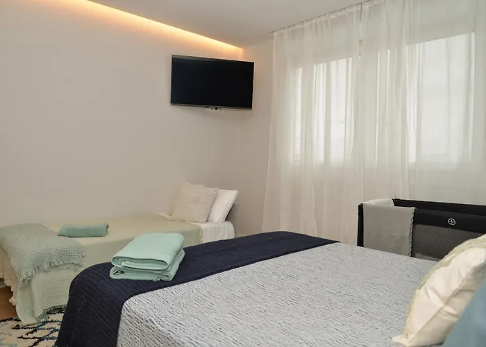 Viva Con Vistas A La Ria Daire *